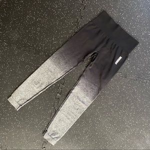 Gymshark adapt seamless ombré leggings in black, size SMALL